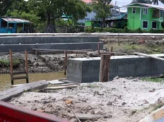 Contractor facing damages over Belle Vue bridge project delays