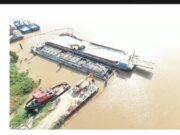 Waste oil barge stabilised, cargo remains intact – CDC